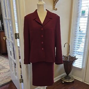 Le Suit Chic Burgundy Blazer pencil Skirt Set Fully lined Polyester size 18 EUC…
